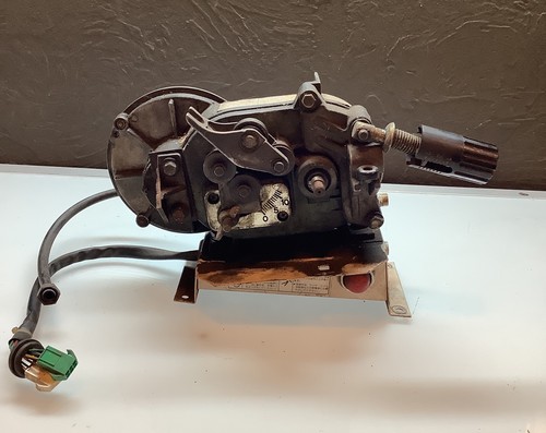 Wire feed motor - feed,